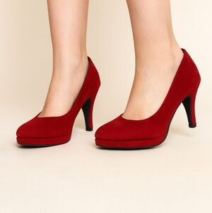 Shiekh Women's Red Heels